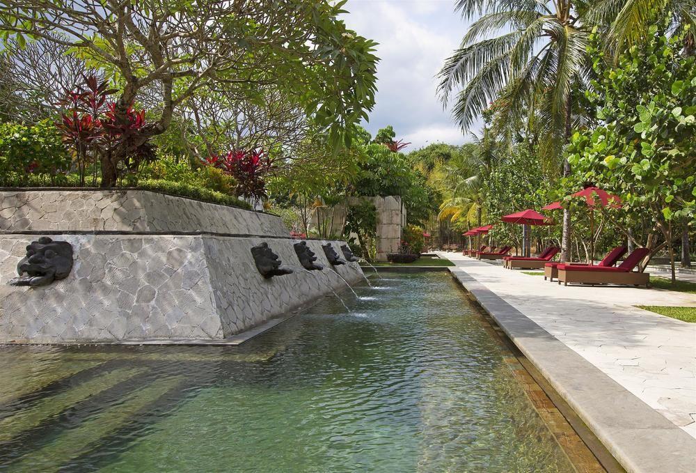 Mustika Yogyakarta Resort And Spa Maguwo Exterior foto